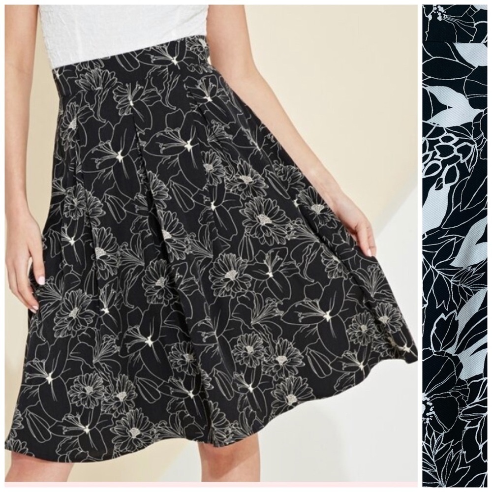 EAST 5th A Line Floral Pleated Shirt
